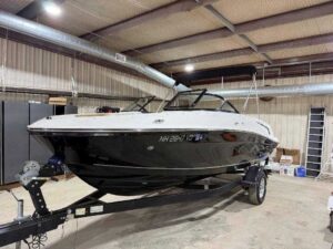 2023 Bayliner VR5