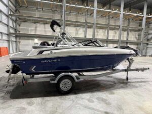 2025 Bayliner VR4