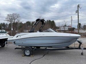 2025 Bayliner VR5