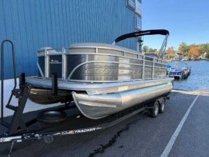 2024 Suntracker 20DLX