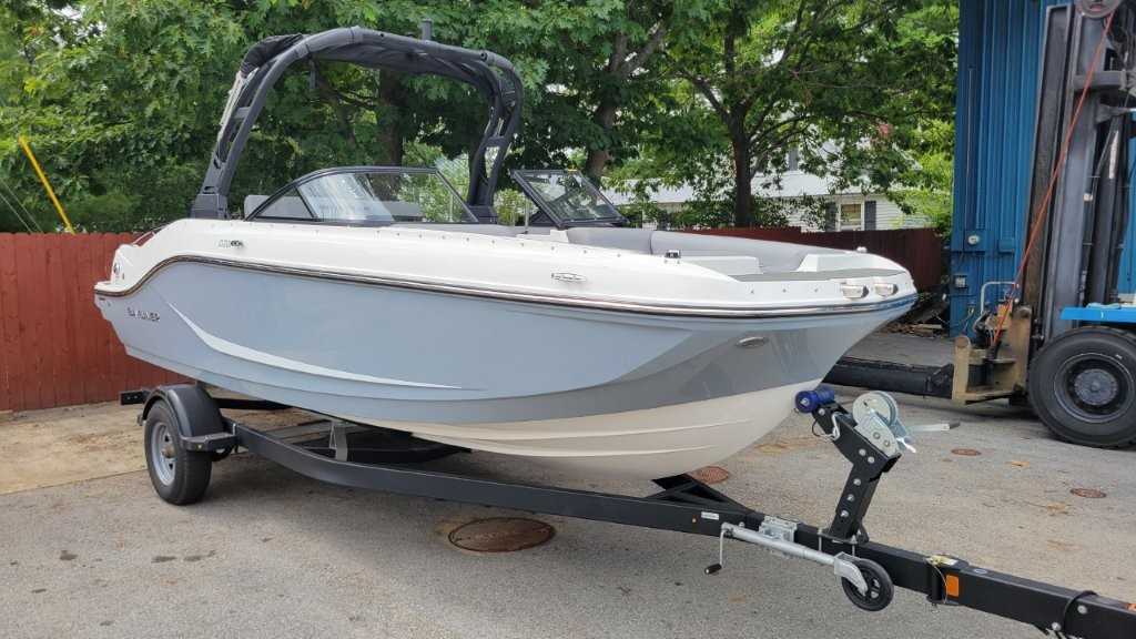 2026 Bayliner D20i - Tower Package