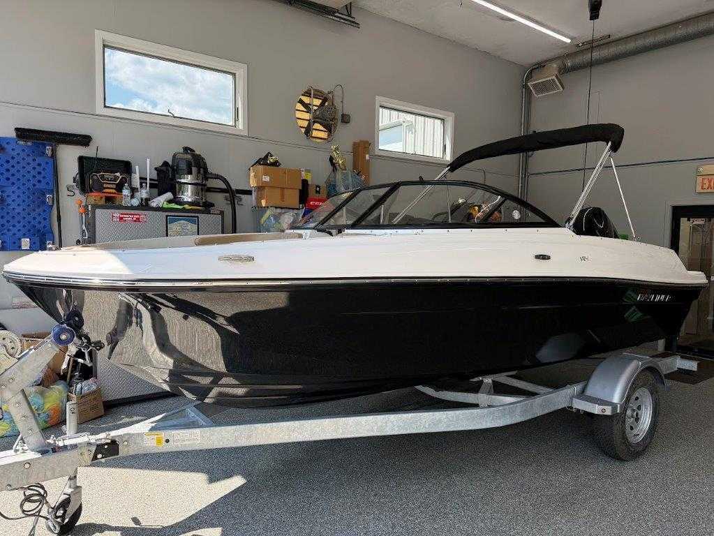 2027 Bayliner VR4 - OB