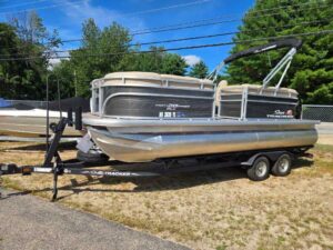 2024 Suntracker 20DLX