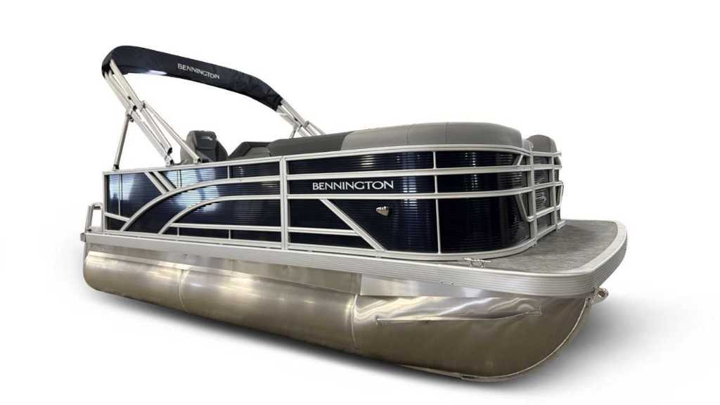 2027 Bennington 168SL Preferred Package