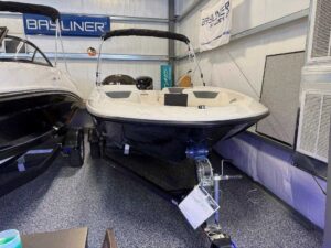 2026 Bayliner E16LE