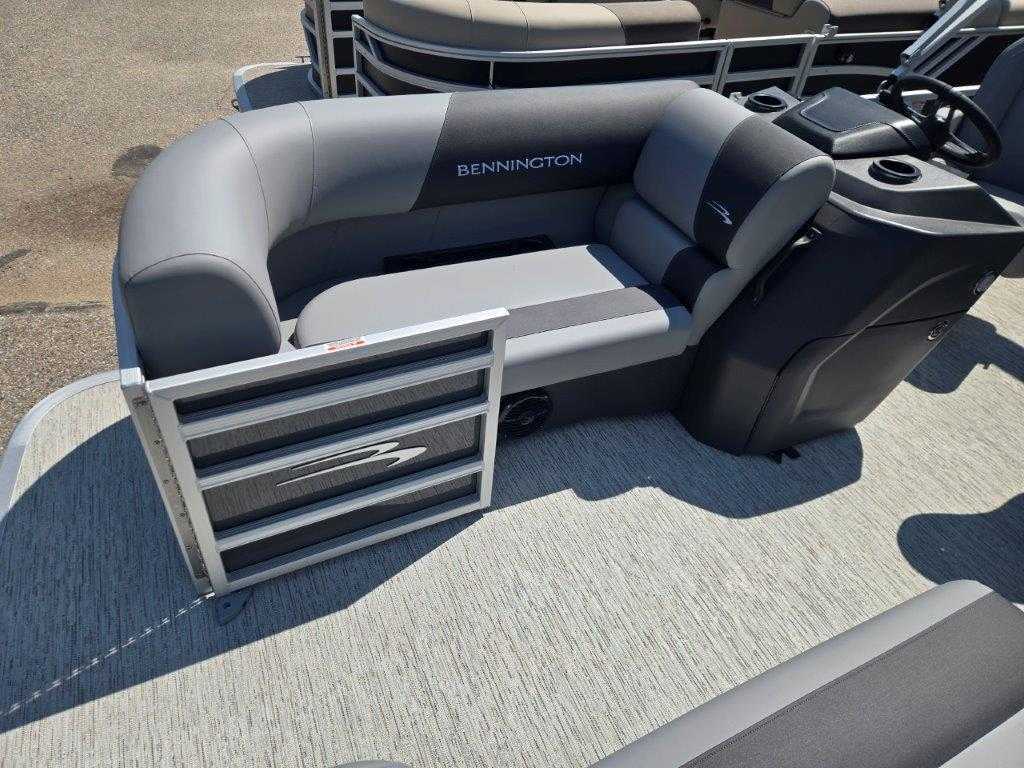 2026 Bennington photo 8